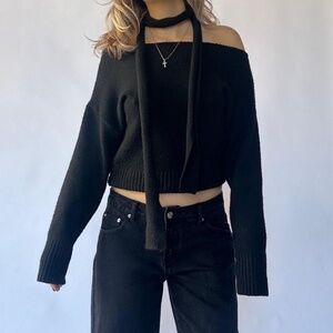 Off Shoulder Sweater & Scarf Set Large